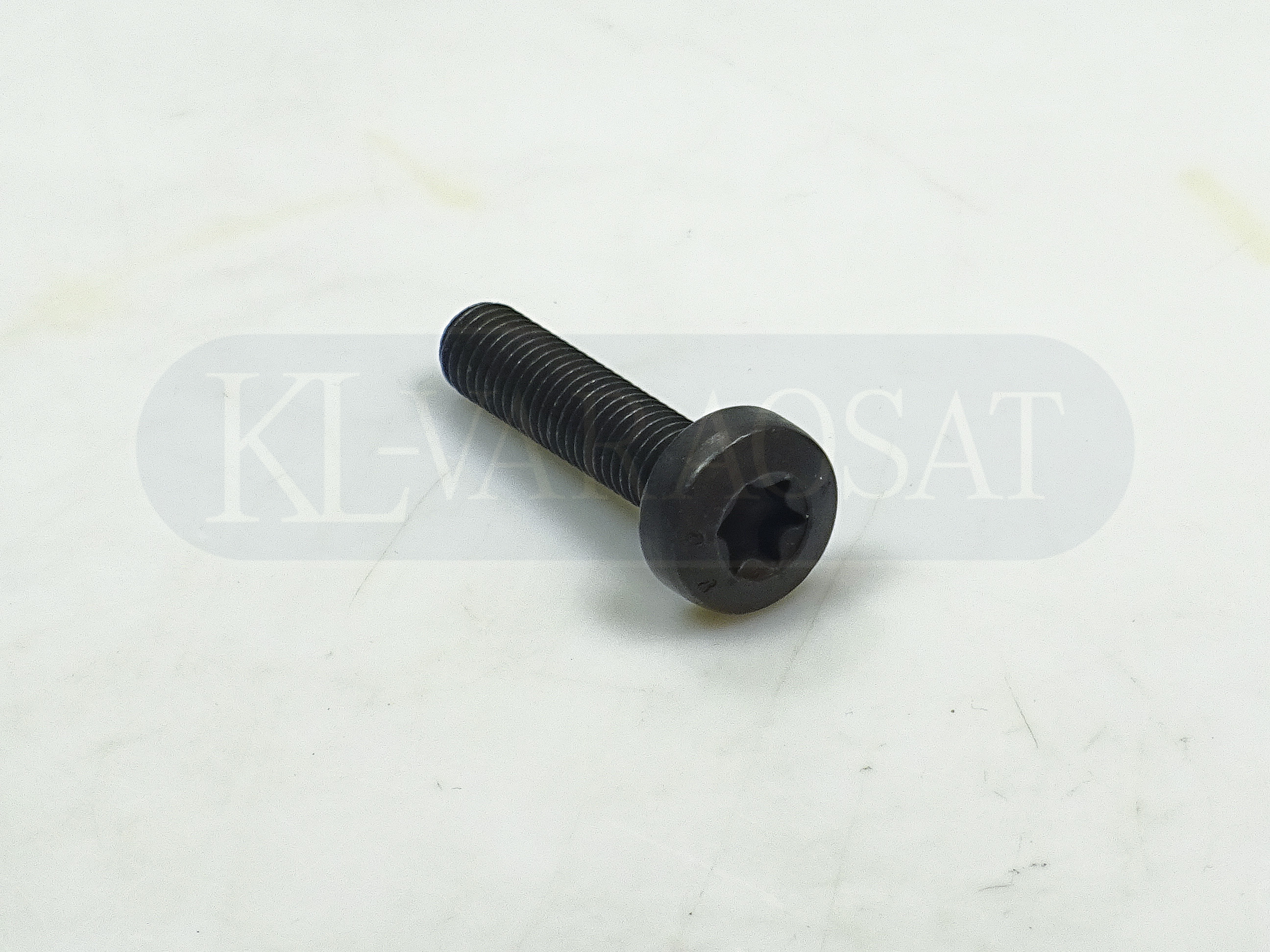 Isa Screw