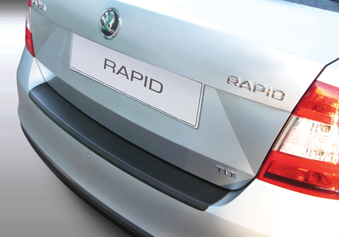 Takapuskurin kolhusuoja Skoda Rapid 4d 11/2012-