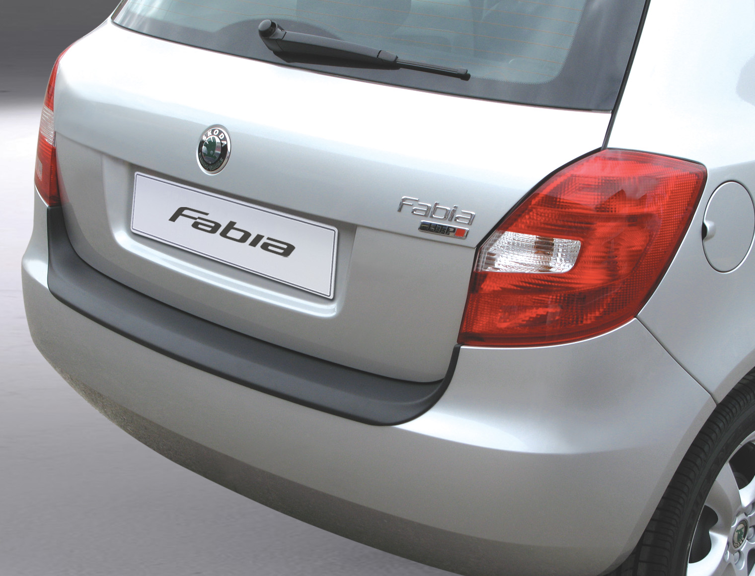 Takapuskurin kolhusuoja Skoda Fabia 3/2007-3/2010