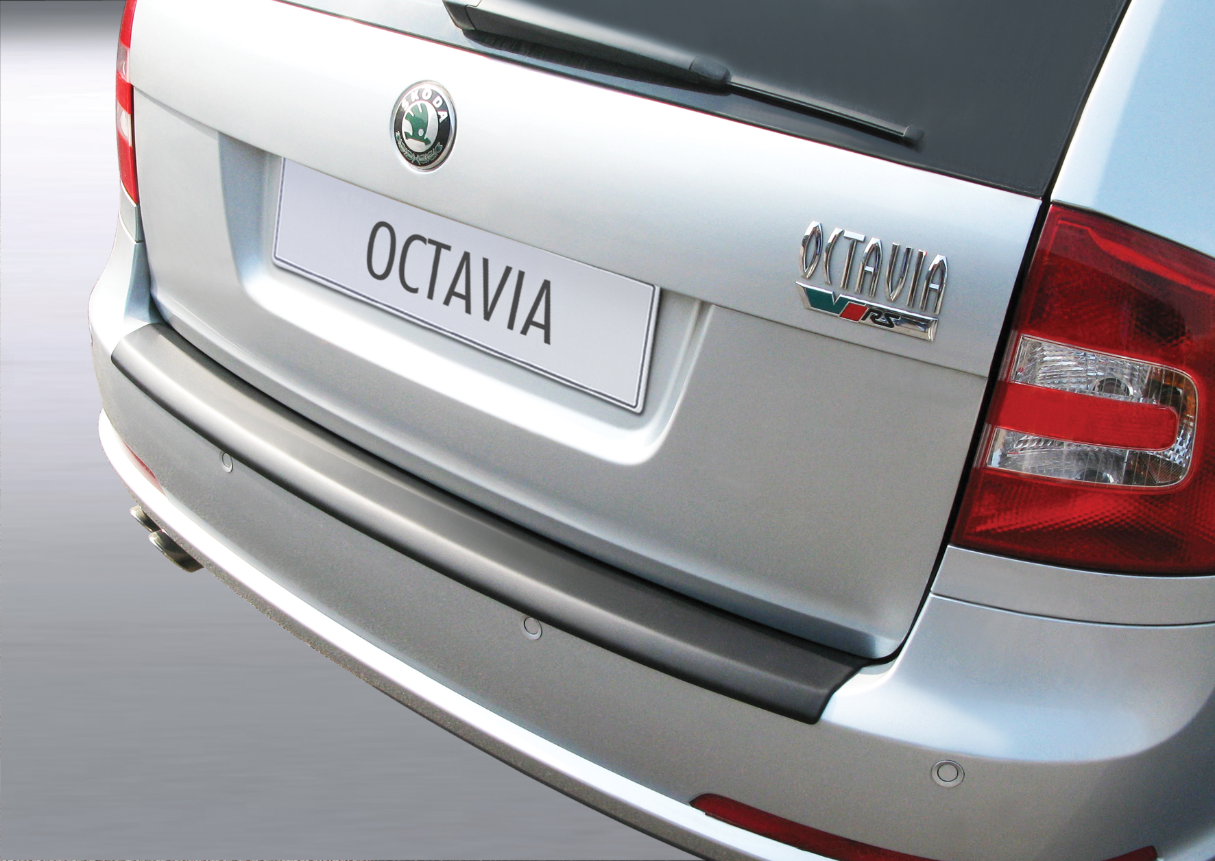 Takapuskurin kolhusuoja Skoda Octavia II VRS -12/2008