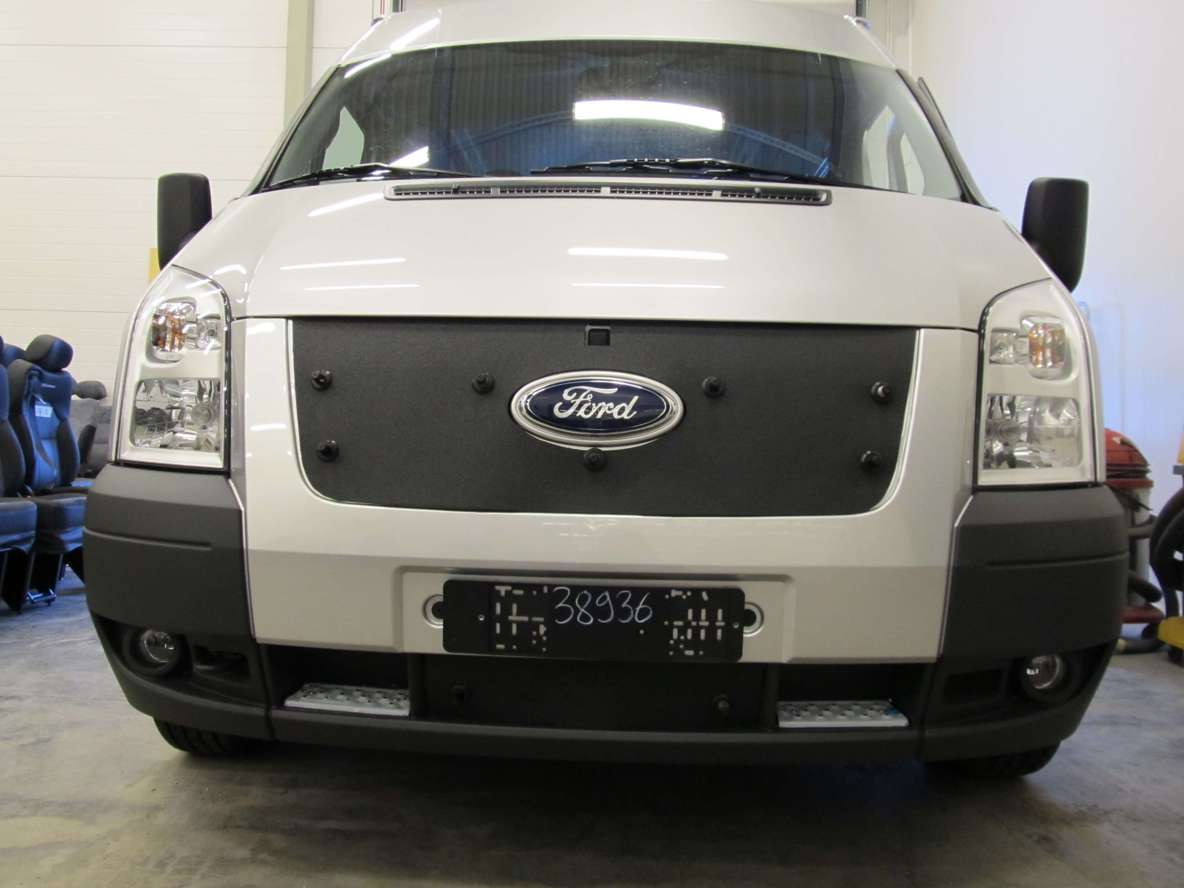 Maskisuoja Ford Transit 2007-2012