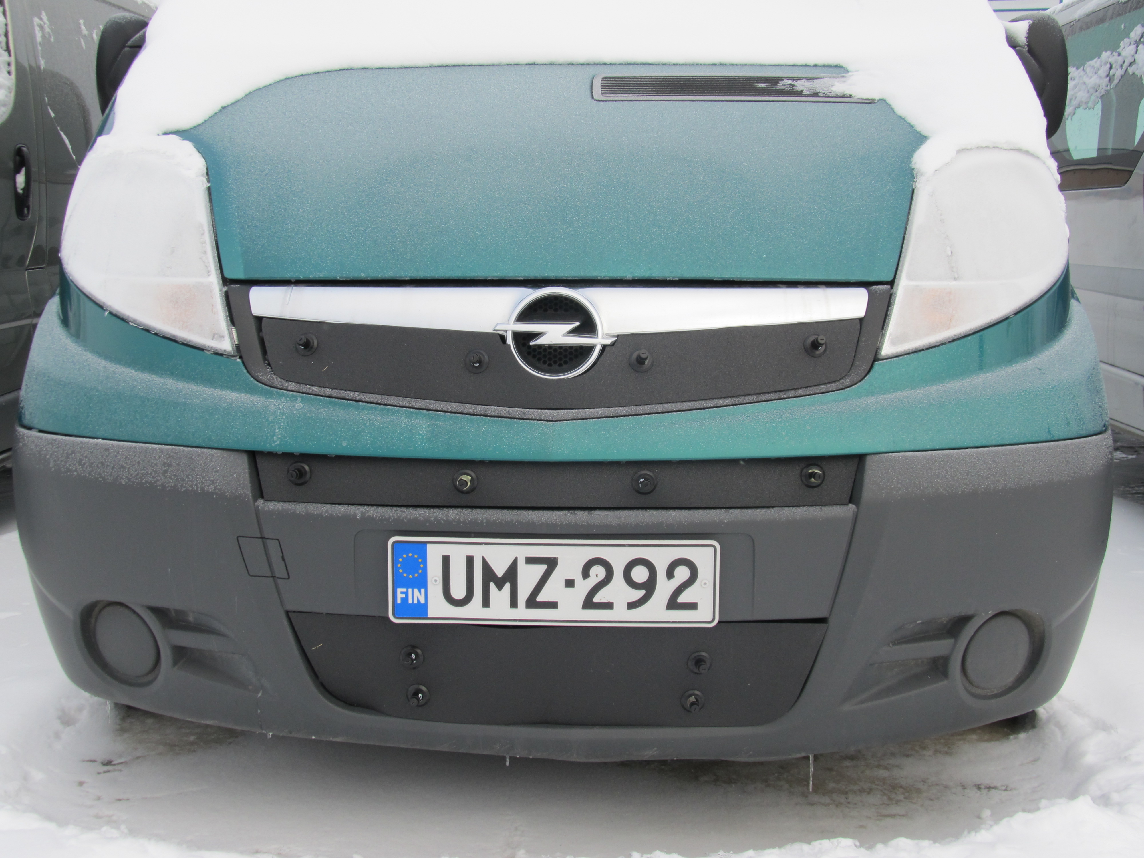 Maskisuoja Opel Vivaro