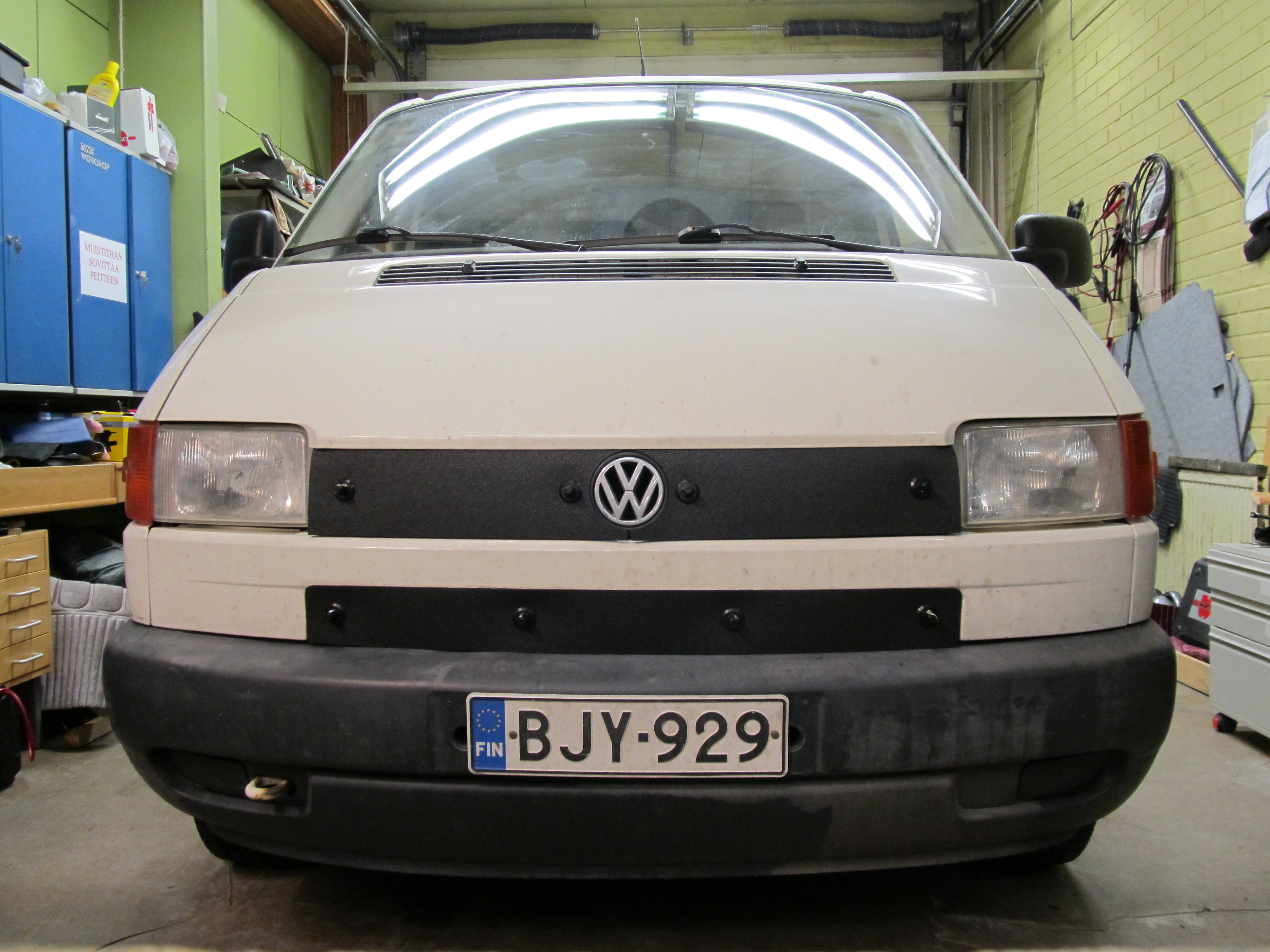 Maskisuoja Volkswagen T4 1990-2003