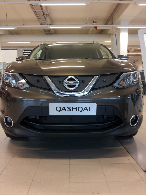 Maskisuoja Nissan Qashqai 2014-2017