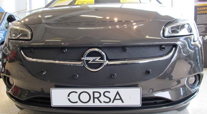 Maskisuoja Opel Corsa (umpinainen alaosa) 2016-