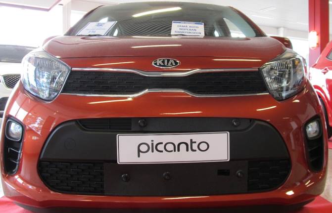 Maskisuoja Kia Picanto 2015-2016 (Kopio)