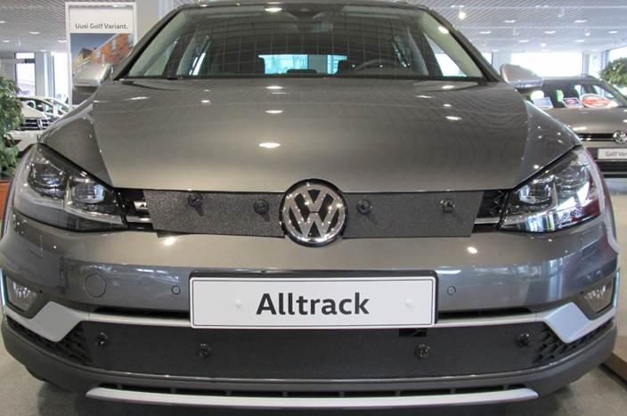 Maskisuoja Volkswagen Golf Alltrack 2015-2016 (Kopio)