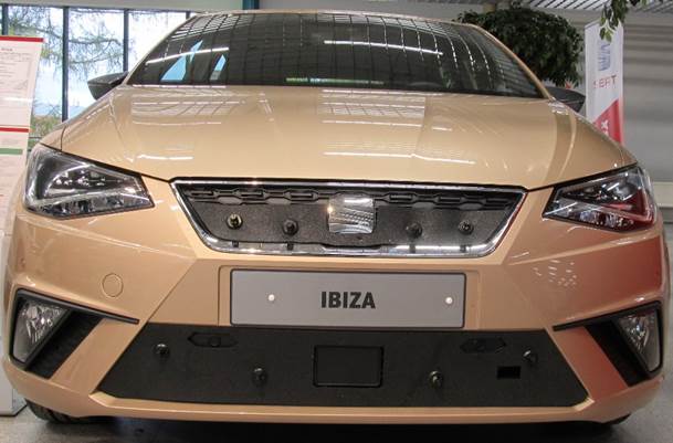 Maskisuoja Seat Ibiza 2010- (Kopio)