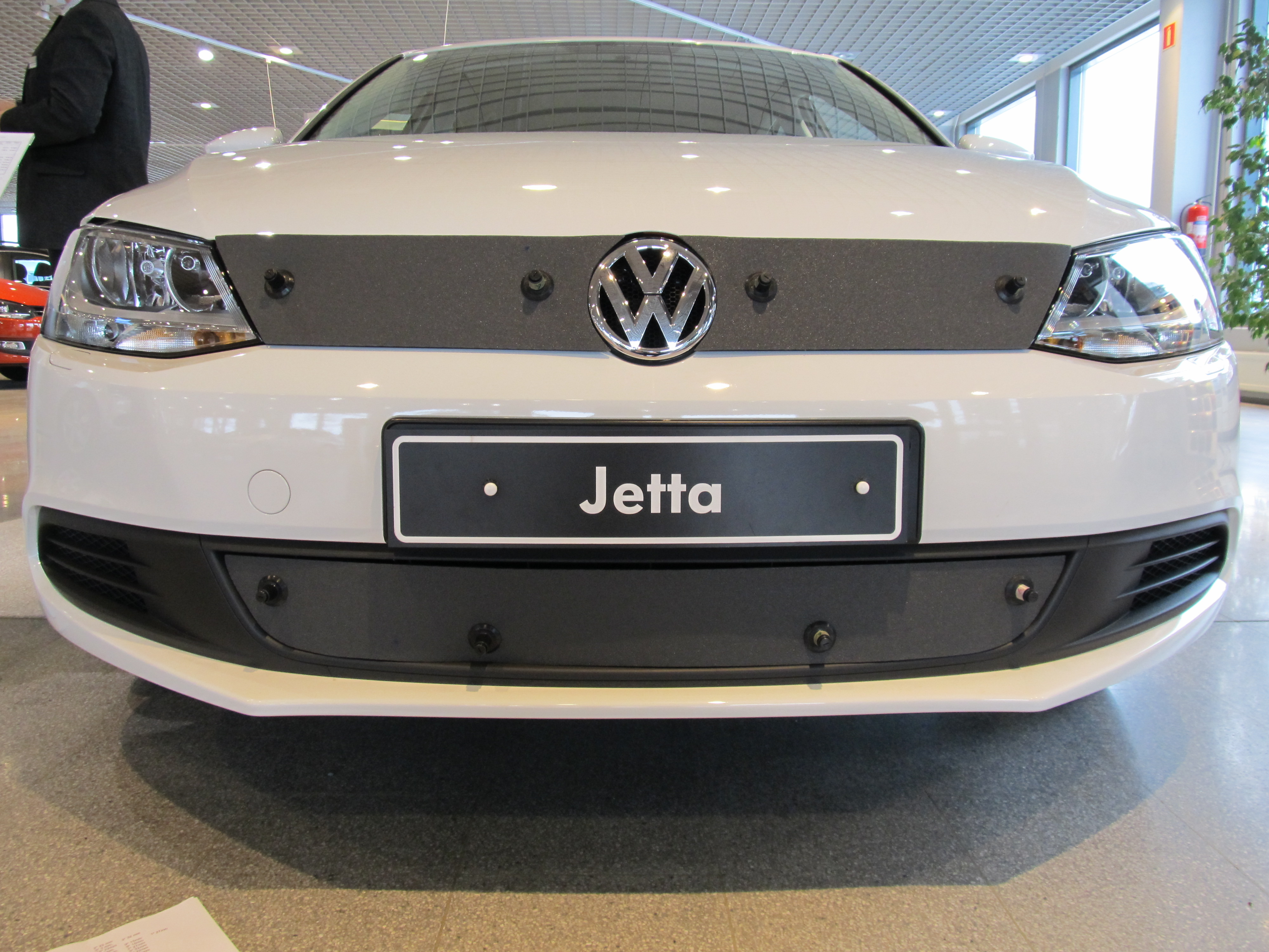 Maskisuoja Volkswagen Jetta / Golf V Variant 2005- (Kopio)